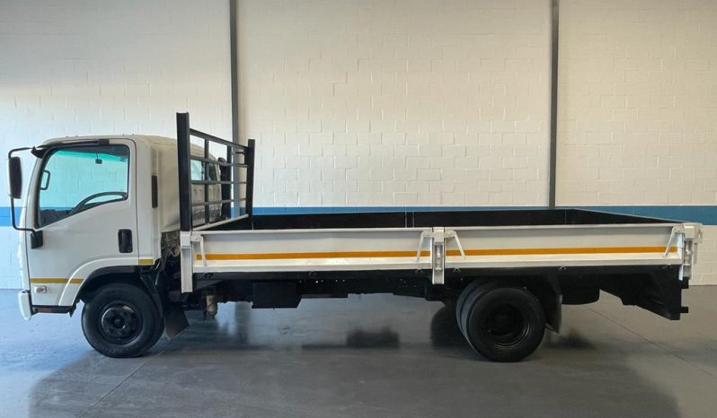 2017 Isuzu NPR 400 full