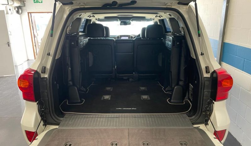 2012 Toyota Landcruiser 4.5d4d V8 VX 200 full