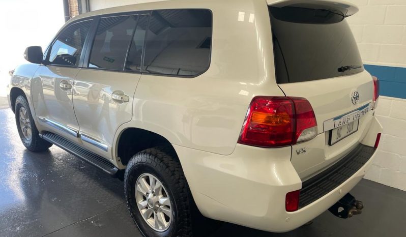 2012 Toyota Landcruiser 4.5d4d V8 VX 200 full