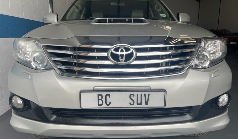 2013 Toyota Fortuner 3.0D4D full