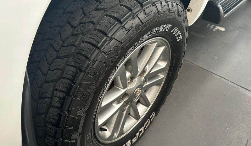 2015 Toyota Hilux 3.0d4d Legend 45 Xcab full