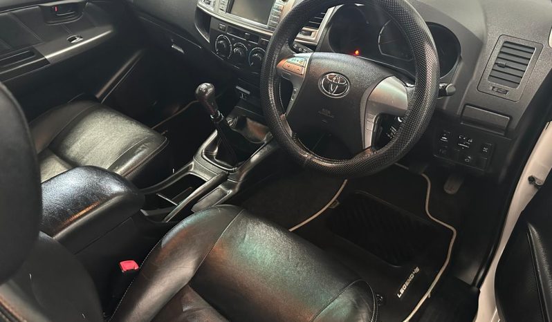2015 Toyota Hilux 3.0d4d Legend 45 Xcab full