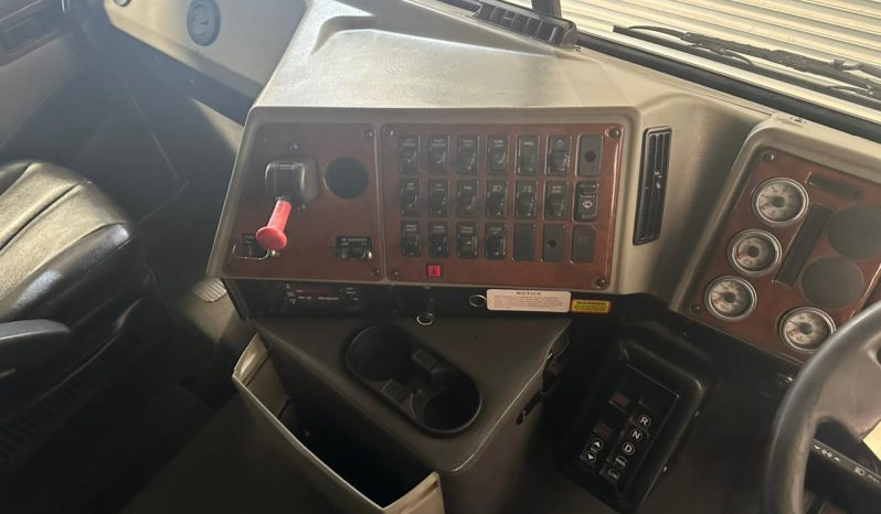 2013 International 9800i Autoshift 6×4 pro sleeper T/T full